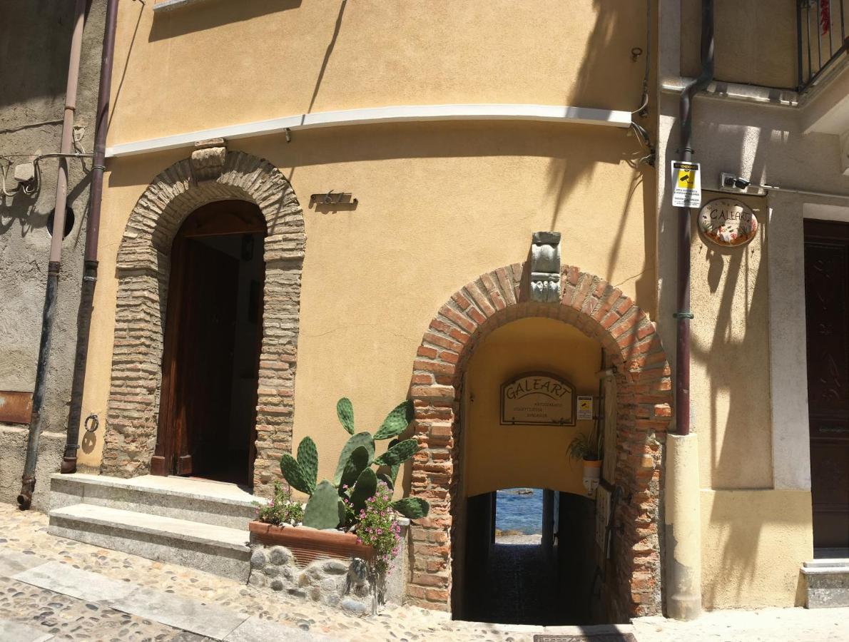 Bb Il Generale Panzió Scilla Kültér fotó
